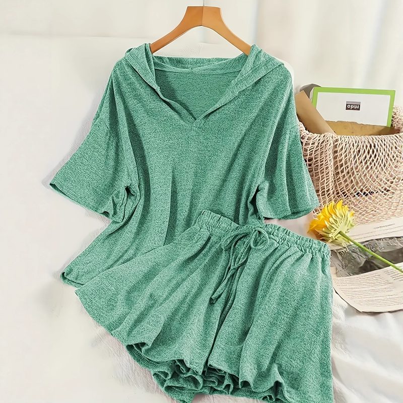 Ample-Fitting Western-Style Two-Piece Set Featuring A Hooded Short-Sleeved Jupe And Pantalon