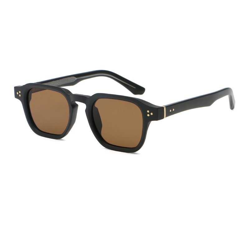 Lunettes de Soleil Haut de Gamme : Élégance et Protection UV pour une Conduite Optimale