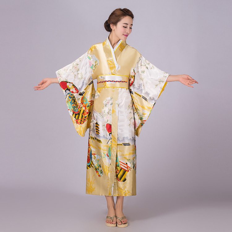 Kimono Traditionnel de Cérémonie pour Femme Japonaise