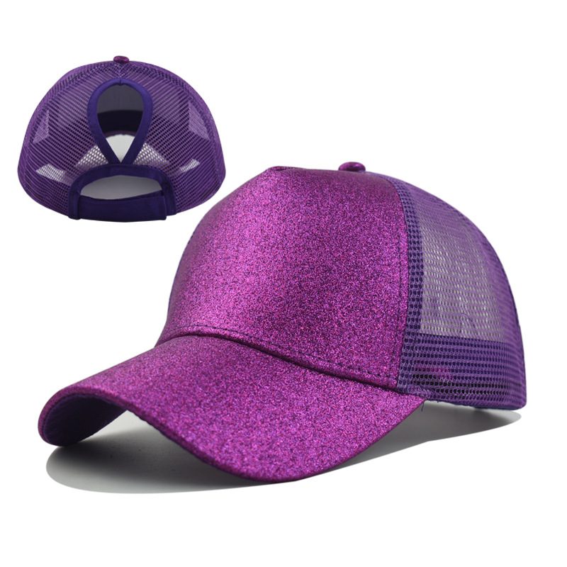 Casquette de baseball femme en maille respirante, pour laisser les cheveux à l'air libre. Style simple et tendance, parfaite pour les sorties et activités en extérieur.