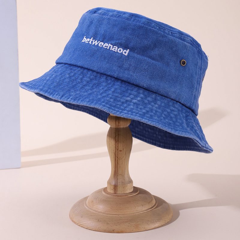 Uni-Color Multi-Letter Embroidered Washed-Out Vintage Denim-Style Wide-Brimmed Fisherman Chapeau, Suitable For Outdoor Activities And Travel