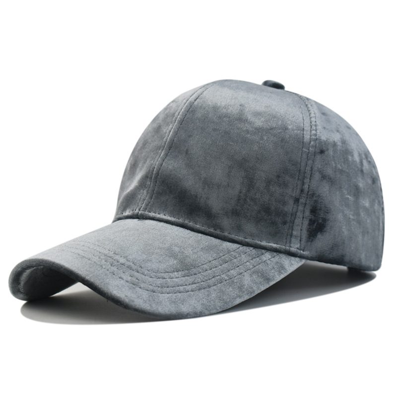 Casquette de Baseball Rétro en Velours pour Femme – Douceur, Chaleur et Style Unique pour l'Automne-Hiver