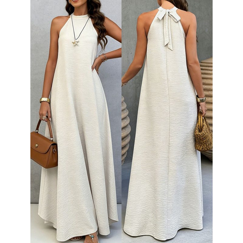Femme Ample-Fitting Plus-Size Sleeveless Uni-Color Robe