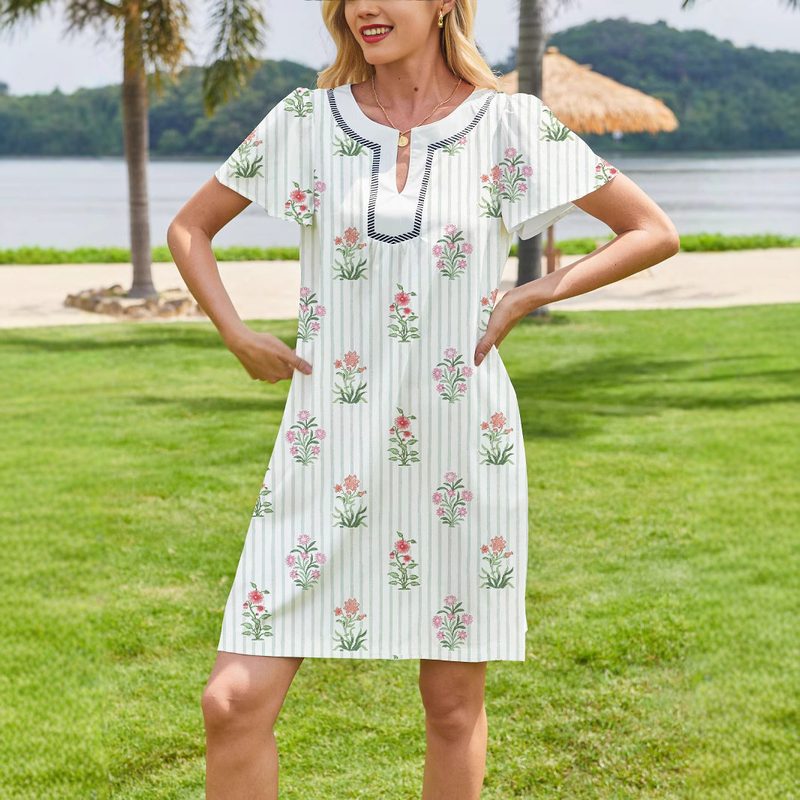 Fresh-Style Floral Puff-Sleeve Robe