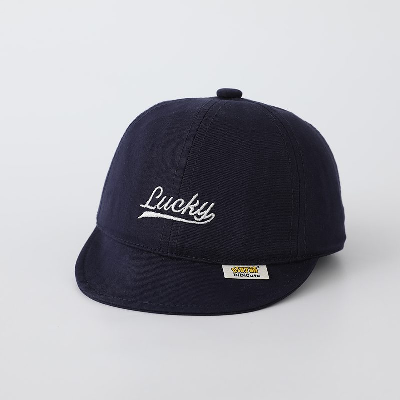 Casquette Enfant Visière Souple, Broderie Artistique en Anglais & Couleur Unie – Réglable, Chic et Polyvalente pour l'Aventure et le Quotidien
