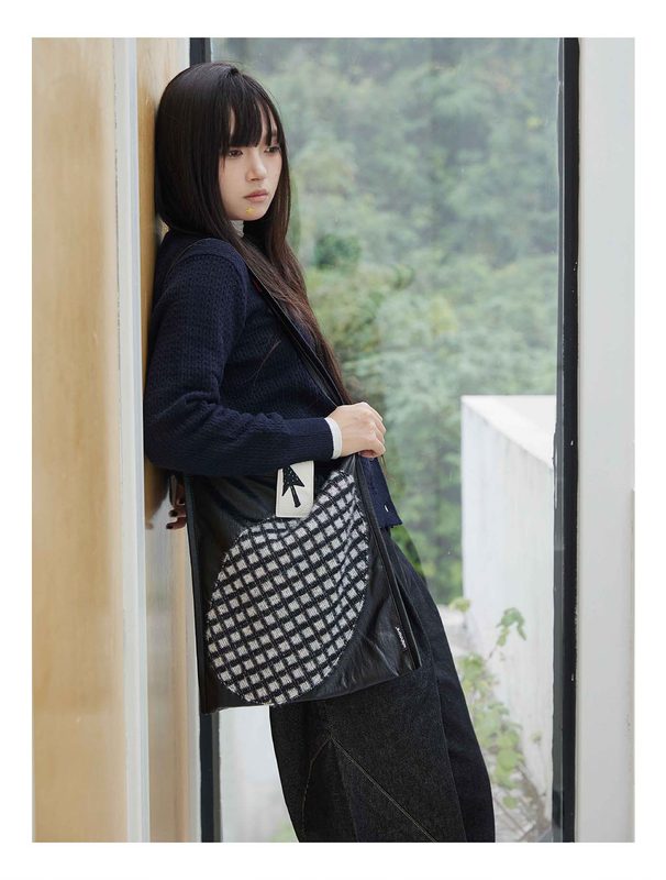 Sac Bandoulière Patchwork Élégant | Design Niche Rétro Polyvalent | Grande Capacité à Motif Carreaux Distinctifs pour Femme