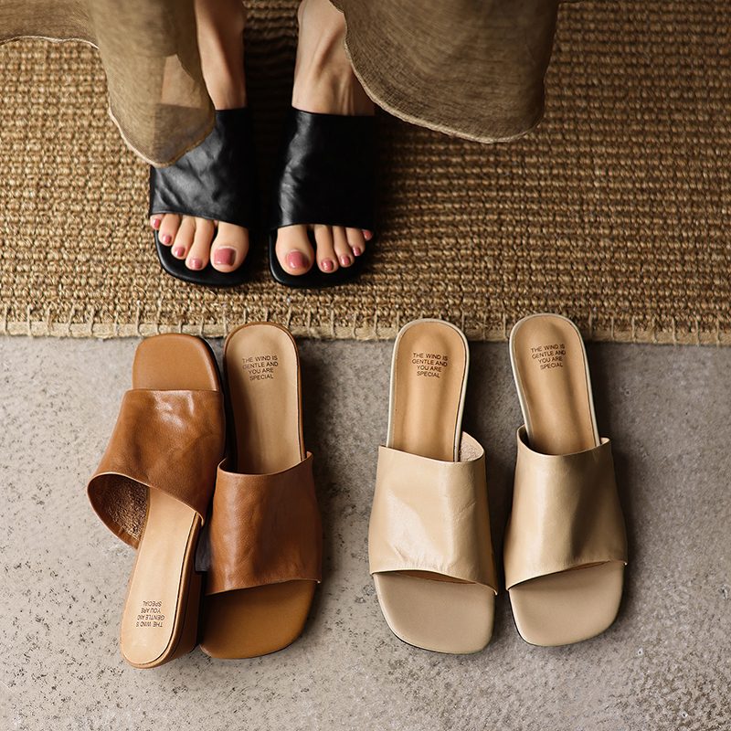 Luxe Dyed Full Grain Leather Closed Back Sandals, Full Grain Cowhide Insole, Low Block Heel Non Slip Tpr Outsole Décontracté Summer Footwear