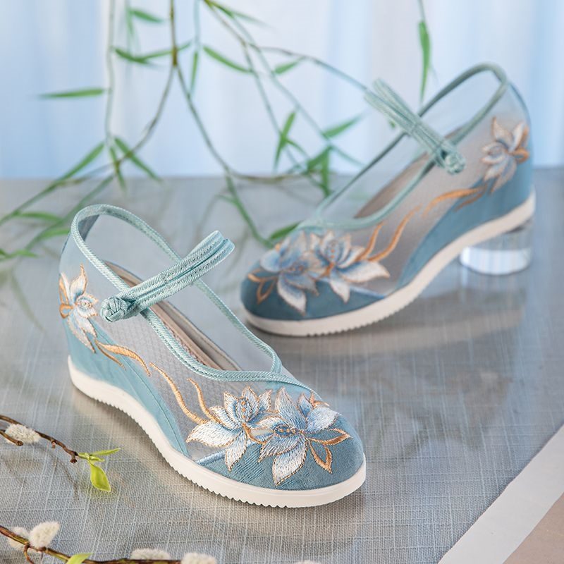 Chaussures d'été brodées en maille pour femme - Respirantes à semelle souple, talon compensé invisible et style vintage