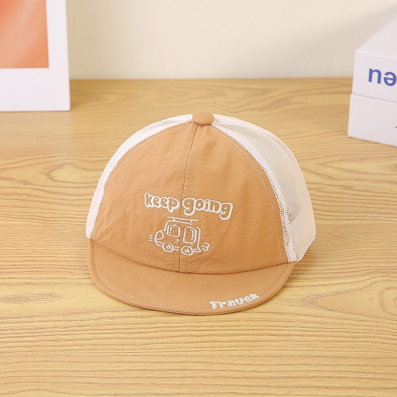 Children'S Single-Color Cartoon Car Embroidered And Pieced Together Net Fabric Respirant And Cool Short-Brimmed Baseball Casquette For Outdoor Travel