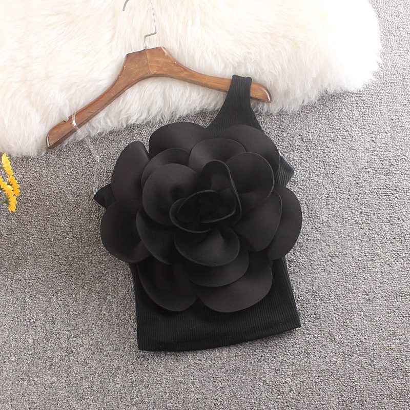 Three-Dimensional Floral Design Spicy-Chic Off-Shoulder