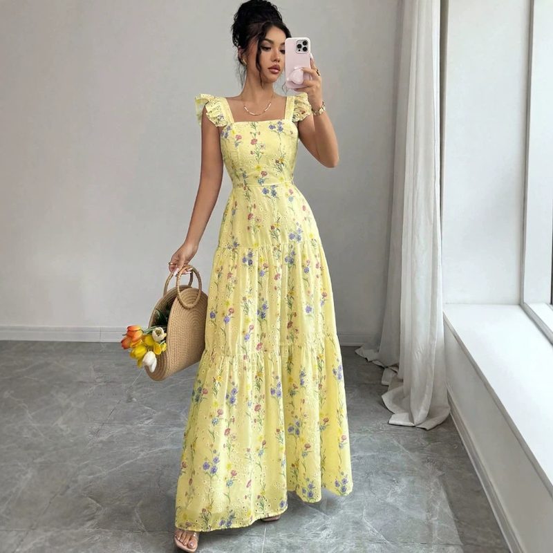 Femme Spaghetti-Strap Floral French-Style Robe