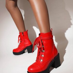 Patent Leather Chunky-Heel Riding Boots With A Thick Sole Front