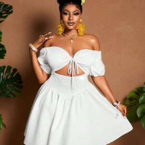 Femme Uni-Color Plus-Size Off-Shoulder Midriff-Baring Puff-Sleeve Robe