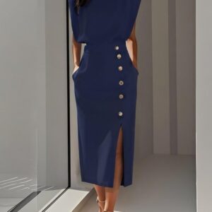 Robe Midi Fourreau Élégante Sans Manches à Col Rond, Épaules Structurées, Taille Haute et Fente Boutonnée Latérale
