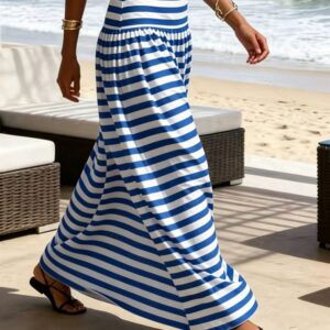 Striped High-Waisted Flared Midi Jupe With A Beach Vacation Vibe