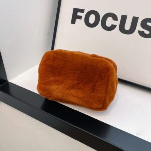 Trousse de Maquillage Spacieuse en Peluche Ultra-Douce pour Jeunes Filles