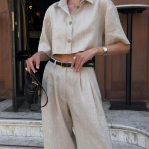 Ensemble Coordonné : Haut Cropped à Manches Courtes et Pantalon Plissé à Jambes Larges