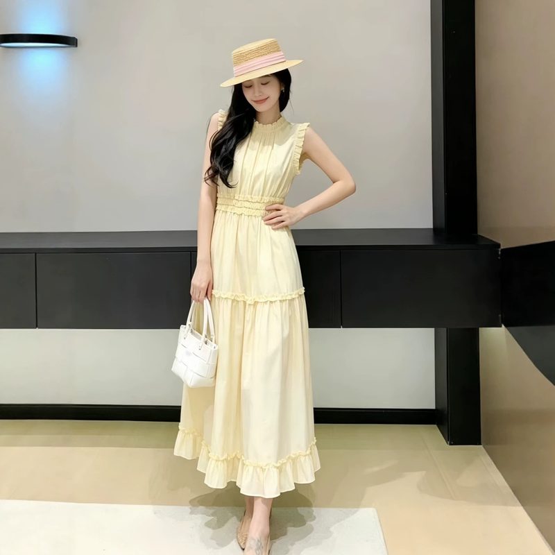 Summer French-Style Pale Yellow Femme Sleeveless Robe With Ruffled Trim