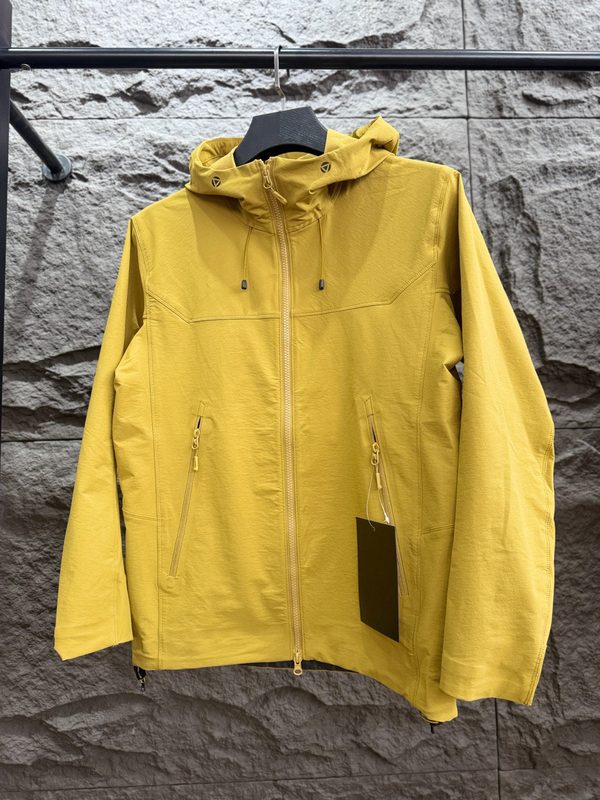Veste Softshell Homme à Capuche – Coupe-vent, Déperlante & Résistante à l'Abrasion – Coupe Ergonomique 3D pour Randonnée et Quotidien Urbain