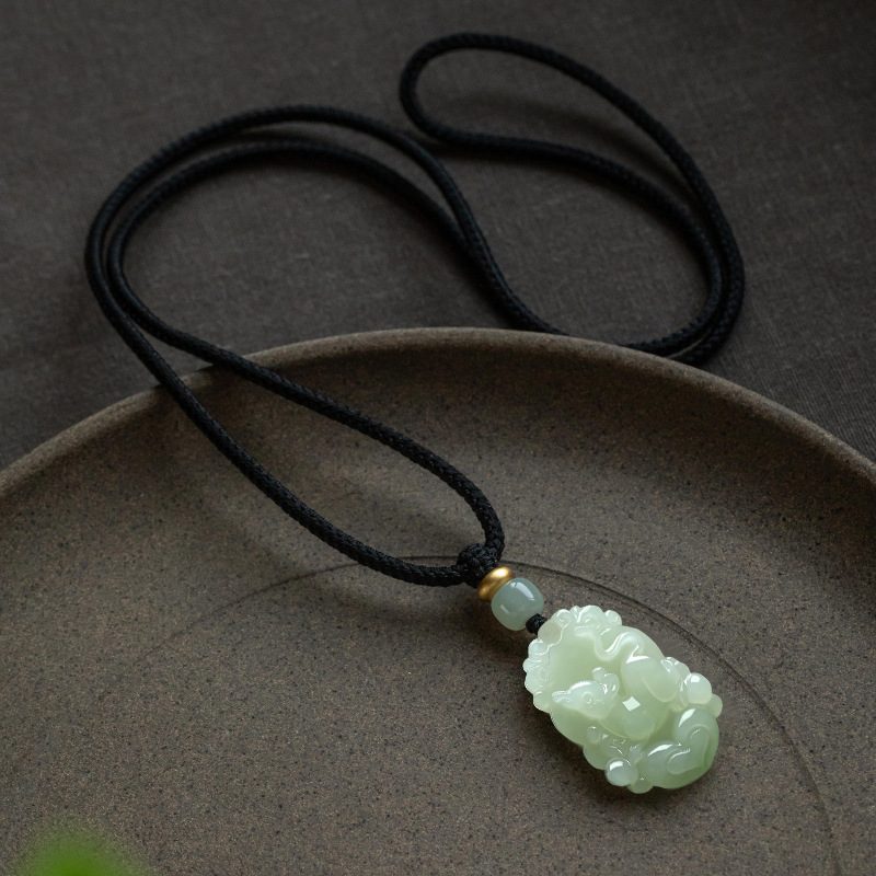 Twelve Zodiac Signs And Hetian Jade Pendants And Femme, Zodiac Year Necklaces, Jade Pendants , Void Xizang Bodhisattva Belongs To The Dragon, Snake, Cow, Rabbit And Sheep
