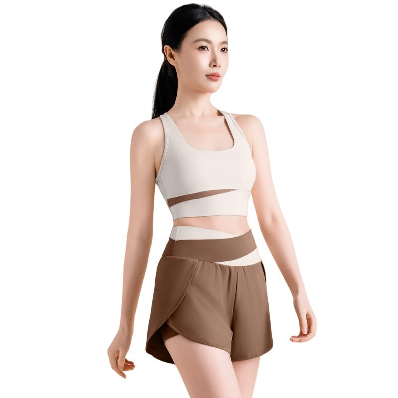 Notting Color-Blocked Anti-Exposure Two-Piece Fitness Sports Quick-Dry Yoga Outfit Set With Bra And Shorts